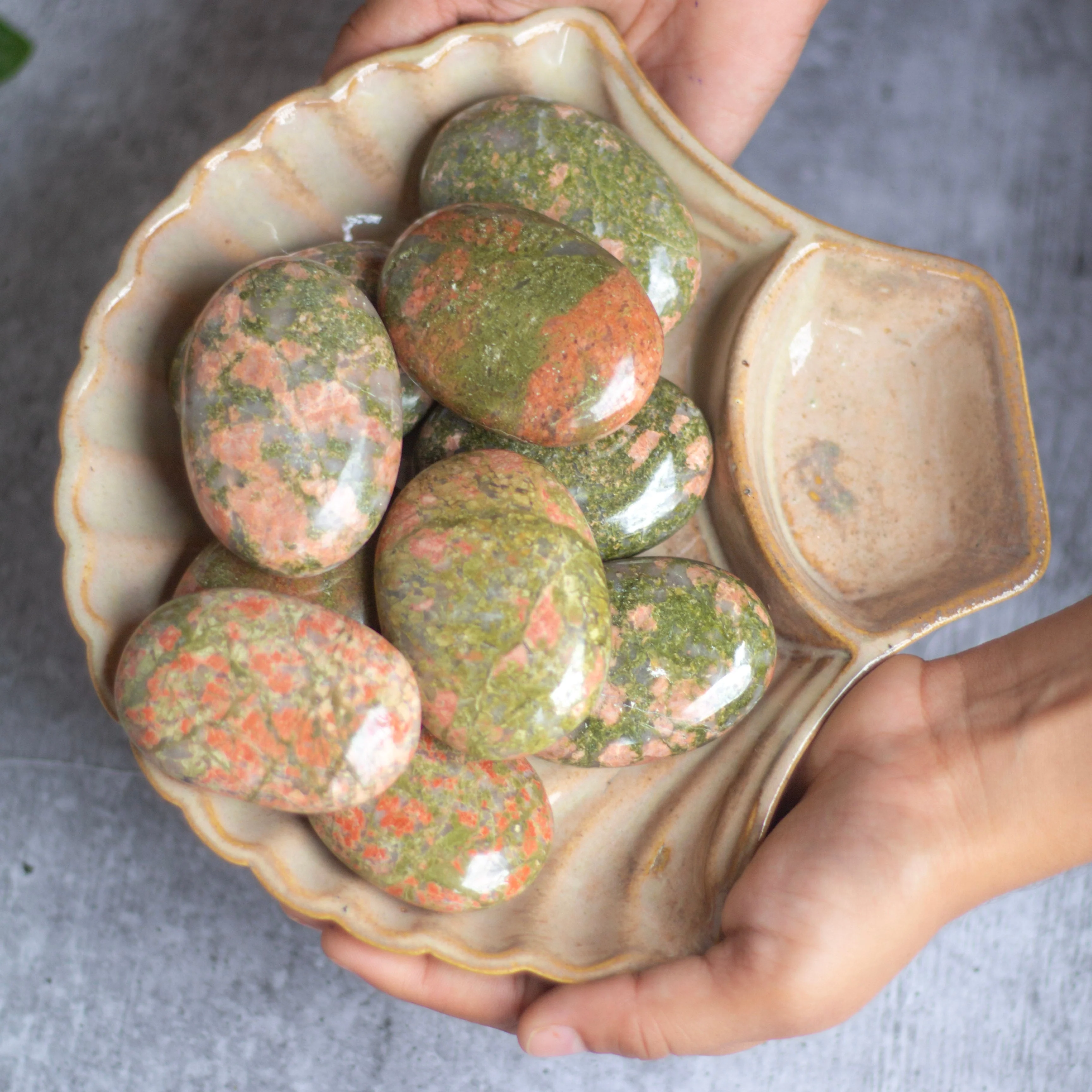 Unakite Palmstone |  Helps in activating Third Eye Chakra - Image 3